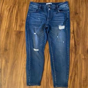 KanCan Distressed Jeans